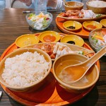 TRIPLE ONE Singapore & Chinese Cuisine - 