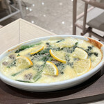 よつ葉ミルクプレイス - 