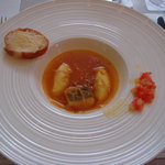 ビュッフェ＆カフェレストラン ナイト＆デイ - 魚介のクネル　ブイヤベース仕立てのスープ