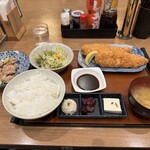 忠治食堂 - 料理