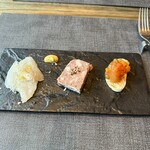 grigio la tavola - 