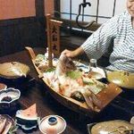 漁火の宿大和丸 - 夕食の船盛り