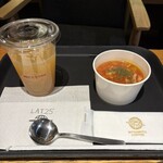 カフェ ラット ニジュウゴド 羽田空港第一ターミナル店 - 
