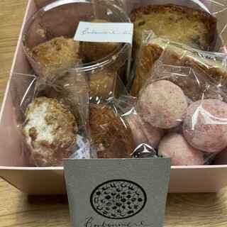焼菓子工房 ボンボニエール_0