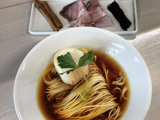 男鹿塩ラーメン おがや - 男鹿（ラーメン）の写真