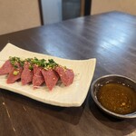 炭火焼肉 にく式 すすきの店 - 