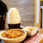 芳味亭 - 料理写真:唐揚げ定食 ハゲ盛り