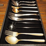 Salon de Patina - デザート用のカトラリー