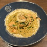 Italian Kitchen VANSAN 下関一の宮店 - サーモンとほうれん草のクリームパスタ