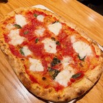 オービカ モッツァレラバー 六本木ヒルズ店 - 