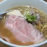 貝出汁中華そば くらむ - 盛り付けも丁寧