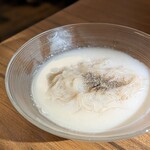 お肉一枚売りの焼肉店 焼肉とどろき 池袋東口店 - 白い冷麺