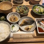 米と肴と とあ食堂 - 