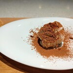 il RISTORANTINO EFFETTO - Antipast　小さな前菜　鶏のムース”ティラミス”風