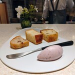 il RISTORANTINO EFFETTO - Pane　国産小麦粉の自家製パンと季節のバター