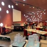 カフェ アンリ・ファーブル - 店内おしゃれ〜