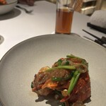 中国飯店 富麗華 - 伊勢海老の炒め　エシャロットとオイスターソース風味