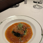 中国飯店 富麗華 - 甘鯛の香り揚げ　黒酢風味のスパイシーソース