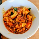 CHINESE DINING 瑞 - 週替定食＋ミニ陳の四川麻婆豆腐付=ｽﾍﾟｼｬﾙﾗﾝﾁ1700円