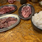 大衆焼肉コグマヤ 池袋西口本店 - 
