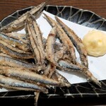 完全個室居酒屋 結び屋 - きびなごの唐揚げ