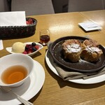 ブルー・ブリック・ラウンジ - 