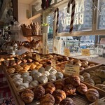 ARTIST BAKERY - 