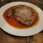 アヒルストア - 印度マグロのステーキ、トマトのピリ辛ソースで2