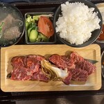 やきにくホルモン 幸心 - 