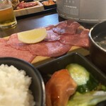 やきにくホルモン 幸心 - 