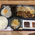 鉄板焼天神ホルモン 総本店 - 