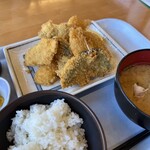ばんや - ミックスフライ定食