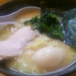 鶏支那屋 - 豚骨醤油＋味たま