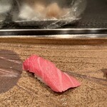 稲城 ヨロシク寿司 - 本鮪