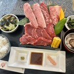焼肉 牛翔 - 