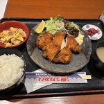 わせねで屋 - 親方自慢の唐揚げ定食　880円