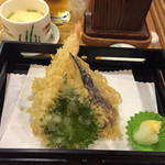 どんどん - 宴会コースの三発目は揚げたての天ぷら。
