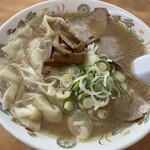 オーモリラーメン - ワンタンメン（6個入り）950円