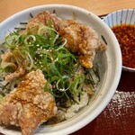 なか卯 - 料理写真:食べラー鶏から丼（並）