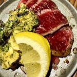 黒羊羊肉串店 BLACK SHEEP - 