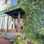 ポンレヴェック - 玄関付近