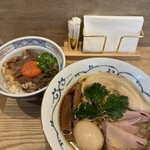 大阪らぁ麺しら石 - 