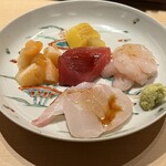 すが弥 - クエ、甘エビ、小柱、数の子、青森のメジマグロ赤身