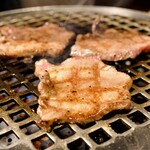 ご飯と焼肉 ひだや - 