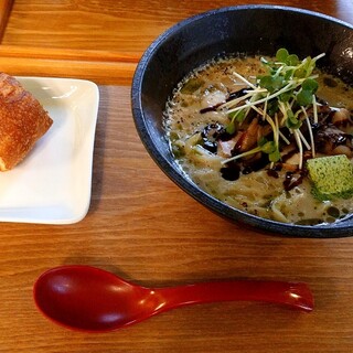 麺ビストロ Nakano_0