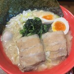 横浜家系ラーメン 赤家 - 