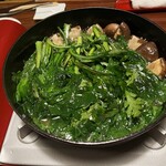 おさ亭 - 鴨の皮の脂でいただく春菊