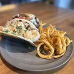 ブルー エントランス キッチン - 