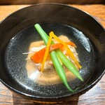 御料理 ふじ田 - タラバガニのしんじょう 胡麻豆腐