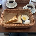 カフェ青山 高屋店 - ホットサンドモーニング(タラモ)